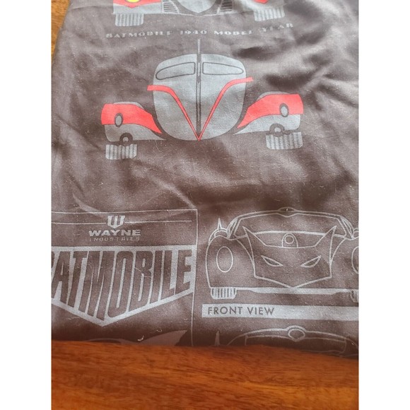 4/15 Batman DC Comics Batmobile Flat Sheet Only Twin Size Bed Batman Fabric - Picture 3 of 3